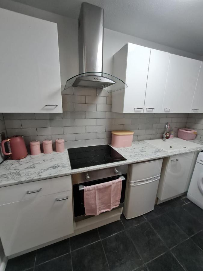 Lovely 2 Bedroom Flat In Nice Inversness Area. Inverness Buitenkant foto